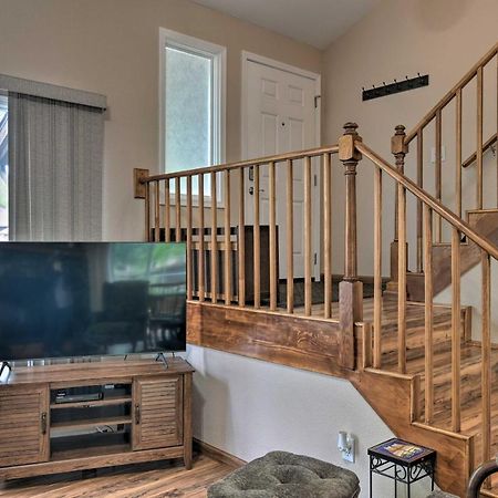 הוילה Pet Friendly Anchorage Retreat With Deck And Yard מראה חיצוני תמונה