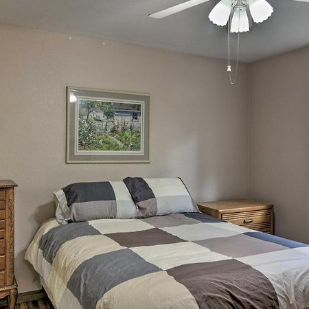 הוילה Pet Friendly Anchorage Retreat With Deck And Yard מראה חיצוני תמונה