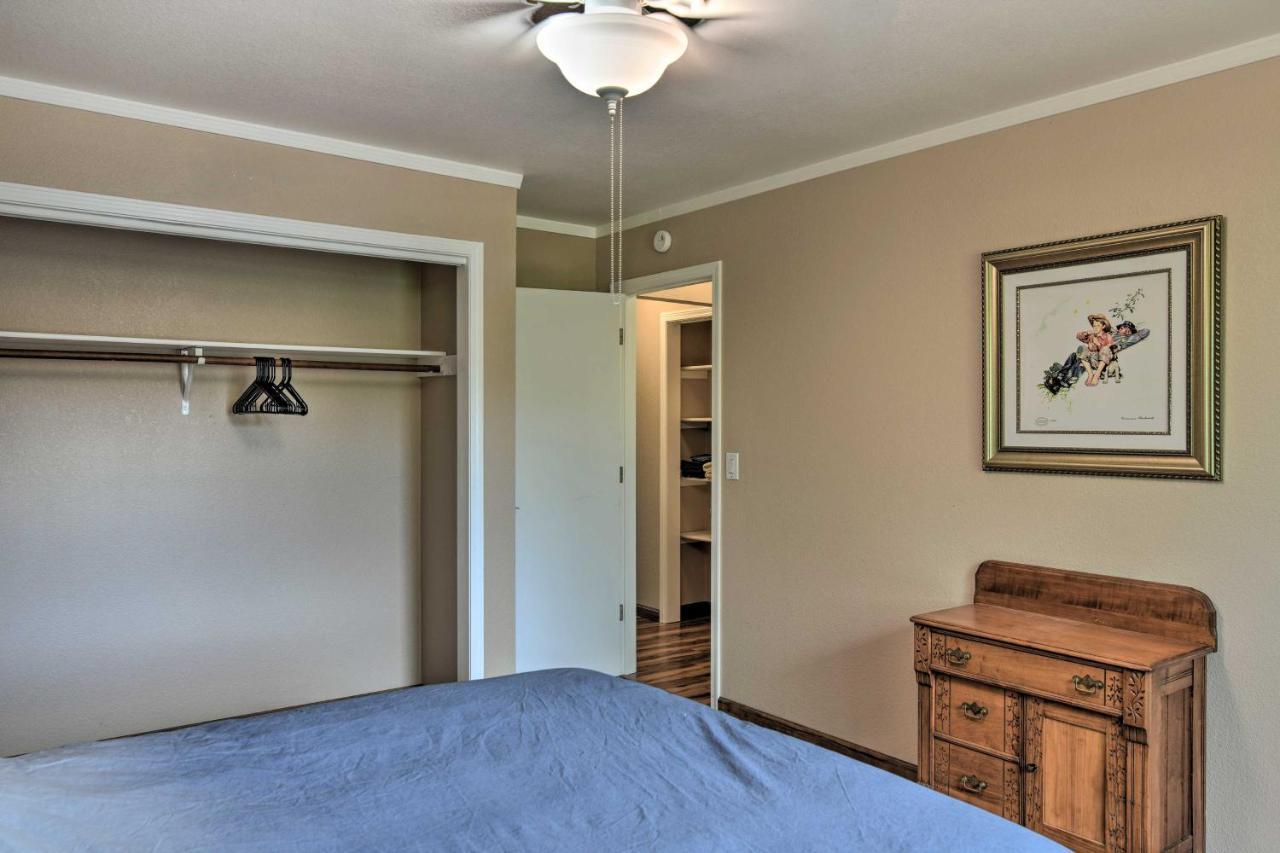 הוילה Pet Friendly Anchorage Retreat With Deck And Yard מראה חיצוני תמונה