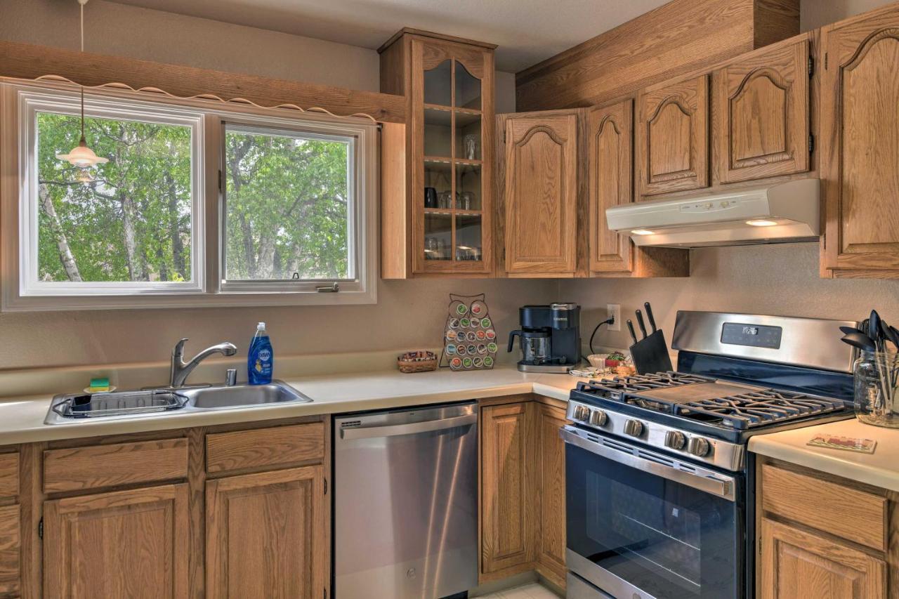 הוילה Pet Friendly Anchorage Retreat With Deck And Yard מראה חיצוני תמונה