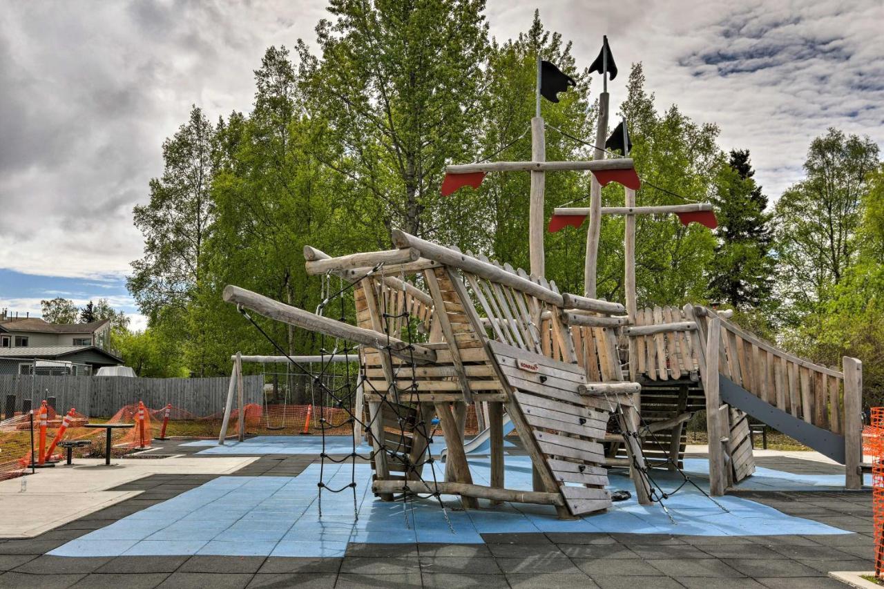 הוילה Pet Friendly Anchorage Retreat With Deck And Yard מראה חיצוני תמונה