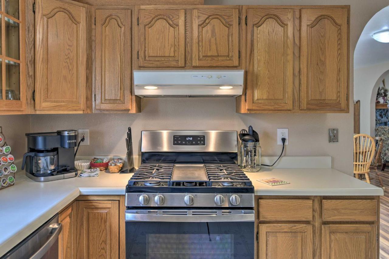 הוילה Pet Friendly Anchorage Retreat With Deck And Yard מראה חיצוני תמונה