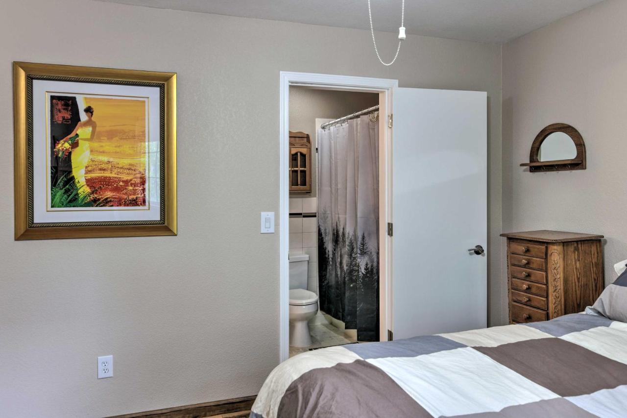 הוילה Pet Friendly Anchorage Retreat With Deck And Yard מראה חיצוני תמונה